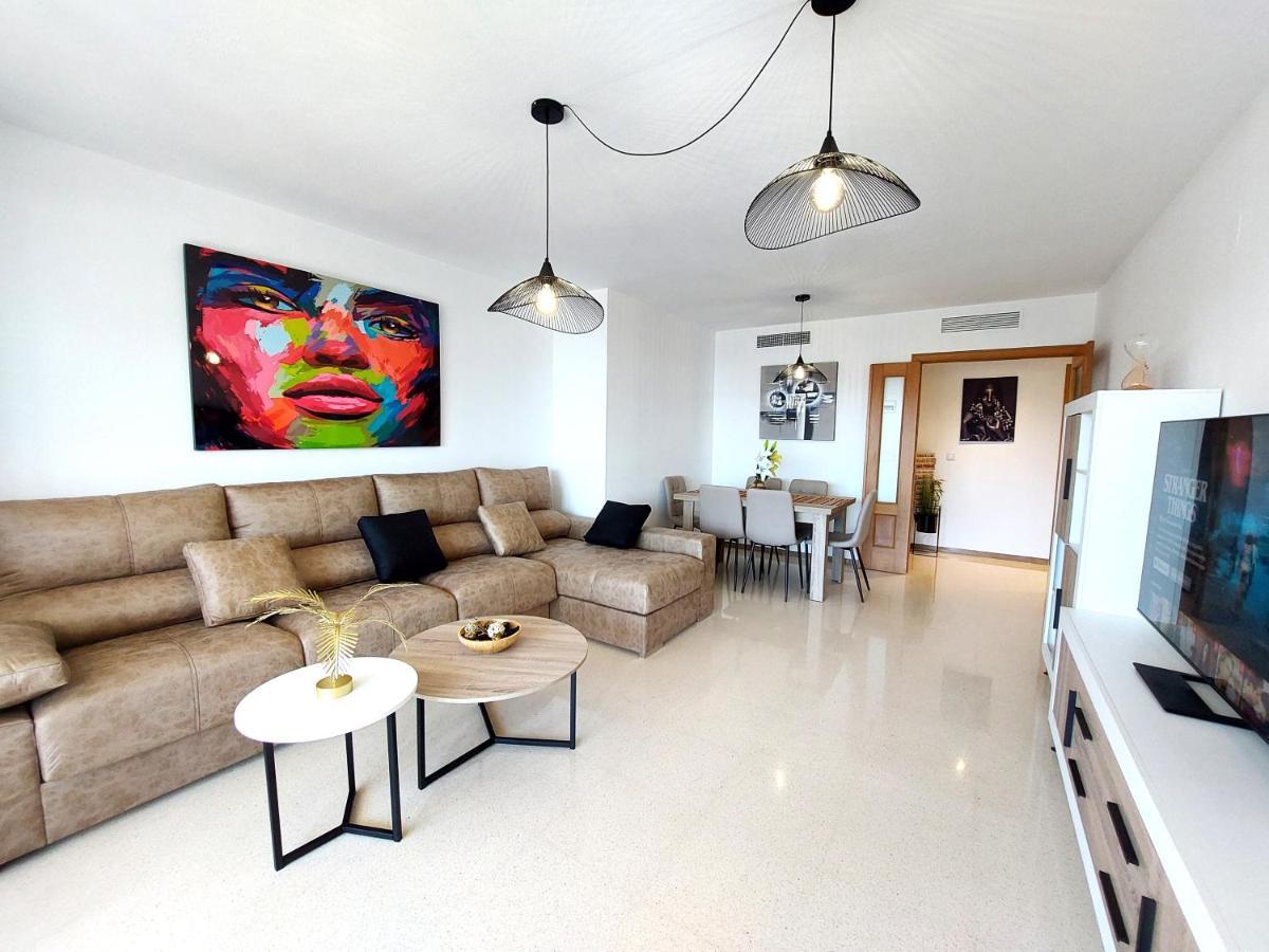 Luxury 3 Dormitorios Frente Al Mar En Las Marinas By Sonneil Rentals Benidorm Luaran gambar